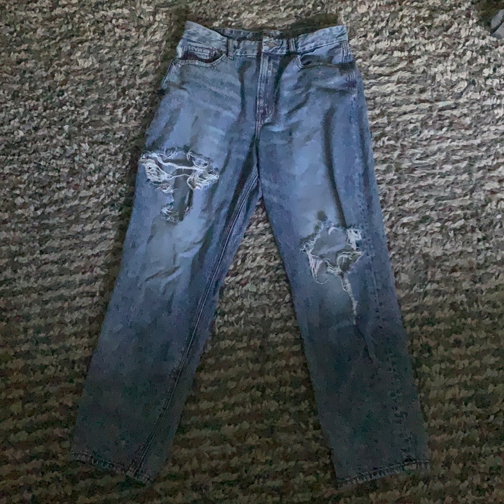AE mom jeans
